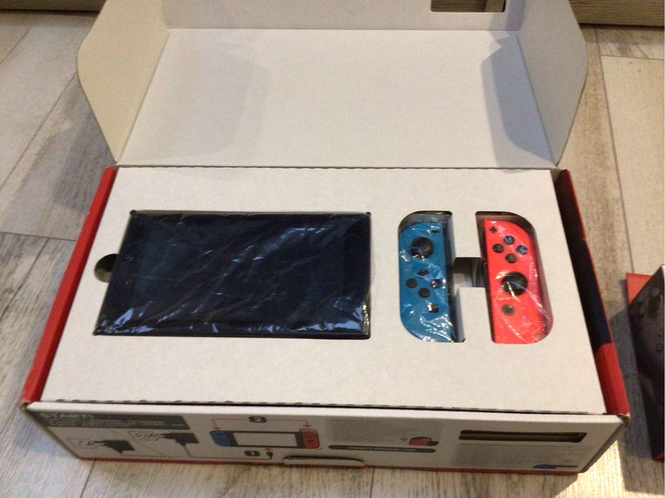 Nintendo Switch în stare foarte bună