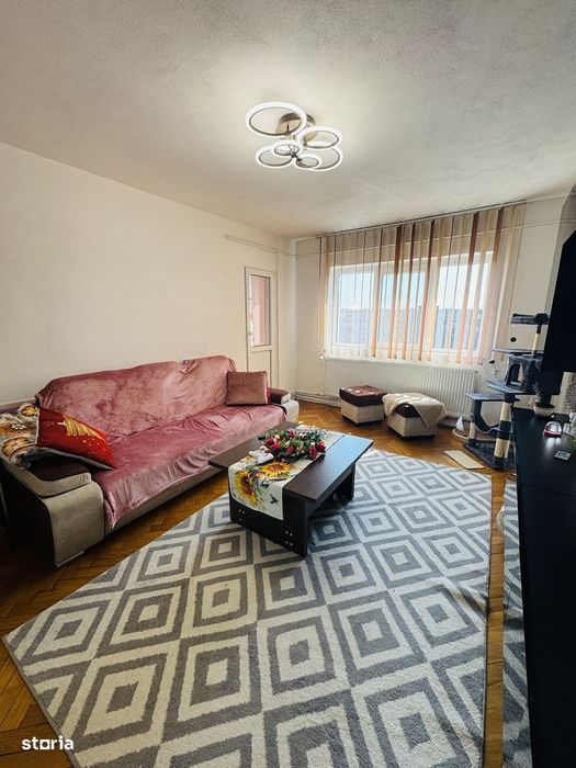 Apartament 3 camere decomnadat Alfa