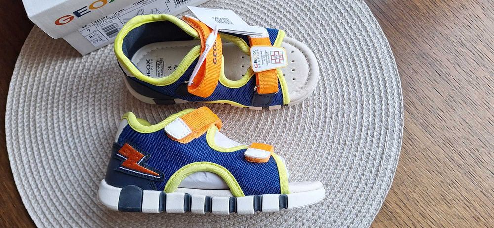 Нови сандали на Geox, Clarks, Primigi, Pablosky - н. 26
