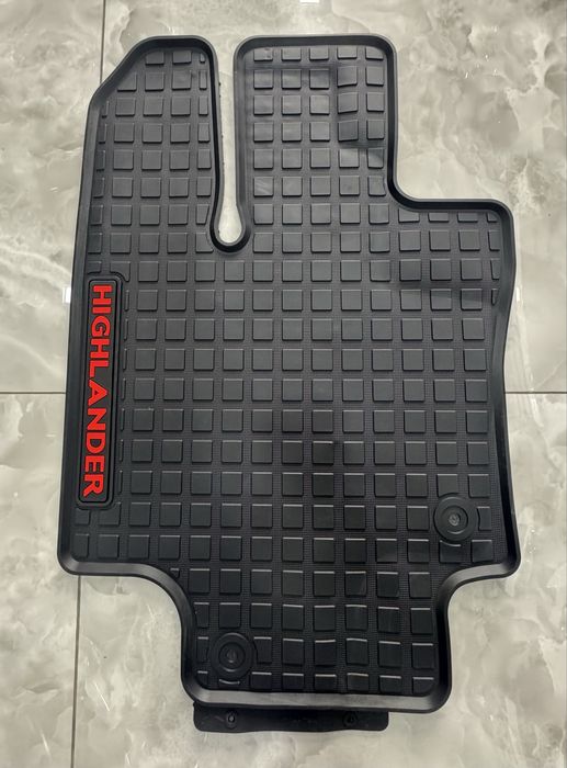 Highlander Салон полик