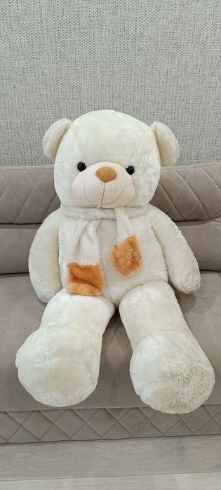 Плюшевый медведь