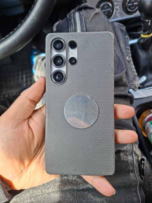 S25 ultra заключен