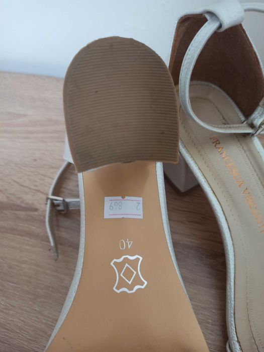 Обувки 41 номер официални