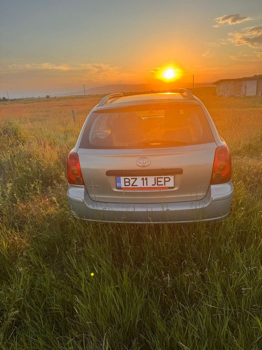 TOYOTA Avensis 2005 — imagine 2