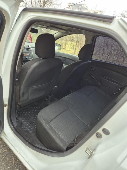 Dacia Logan 2014 euro 5//1.5 DCI