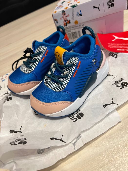 Обувки за прохождащо момче