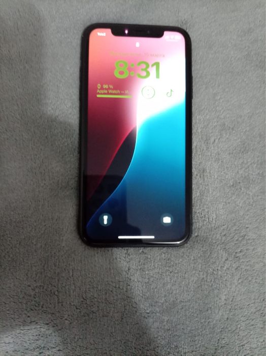 Продам айфон xp на 64гб