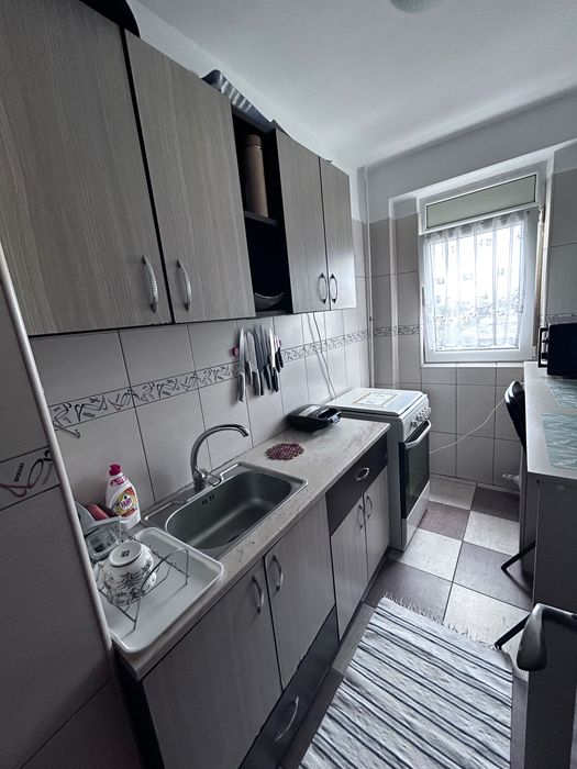 Închiriez apartament 2 camere