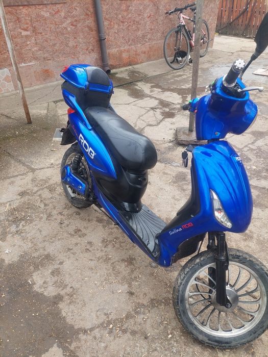 Scuter electric foarte bun