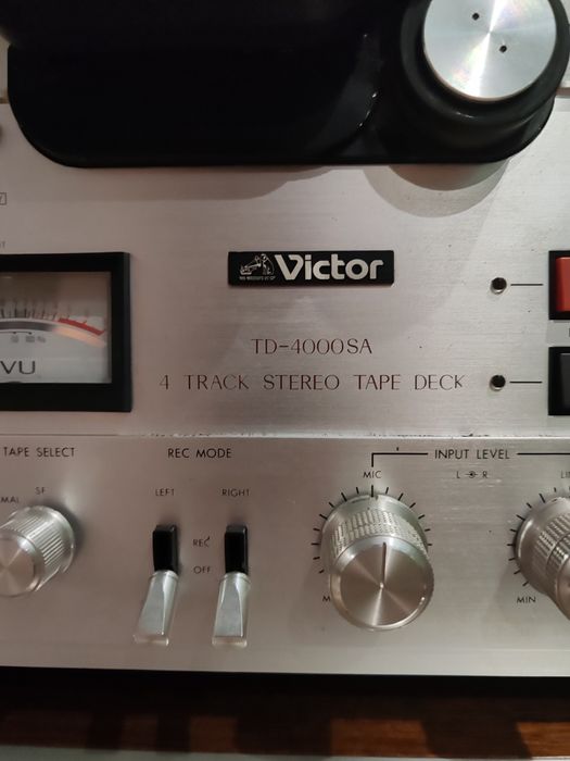 Катушечный магнитофон