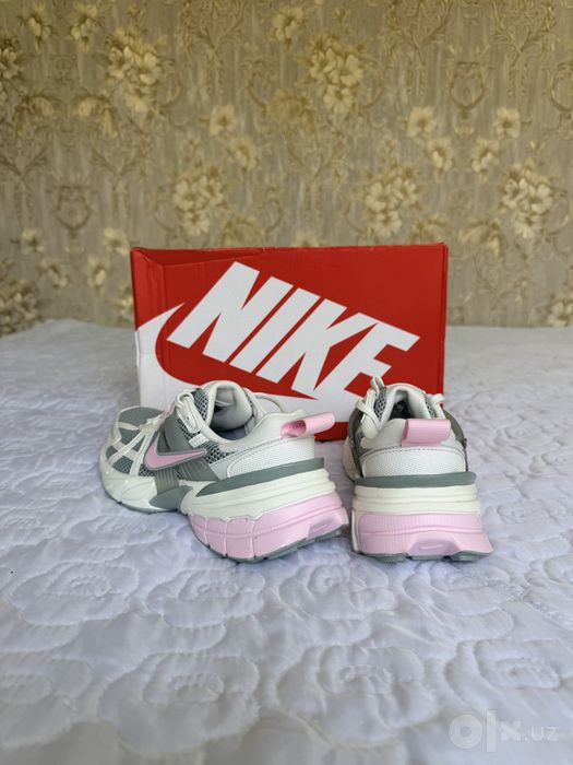Nike V2K Run Розовые Оригинал 38 размер