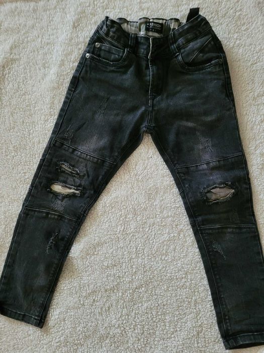 Лот от 4 Детски Панталона - 5-6г