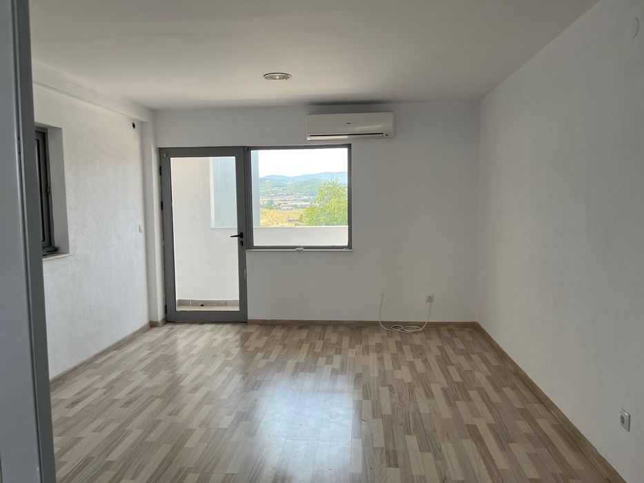 Дава се под наем Склад в Благоевград, Идеален център - 350 кв.м за 1275 € - Снимка #6