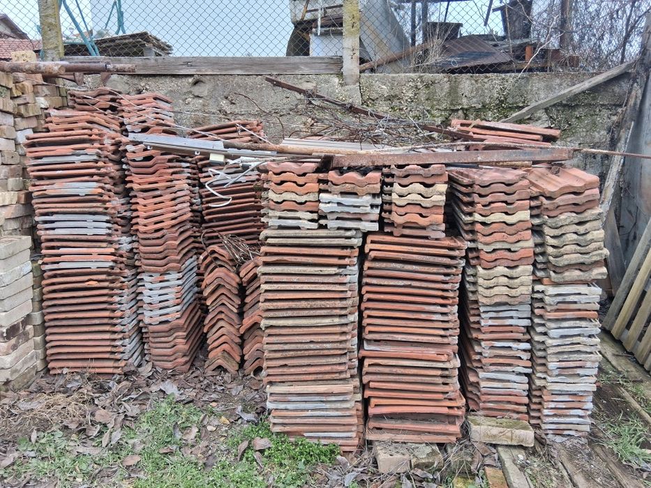 Тухли и Керемиди