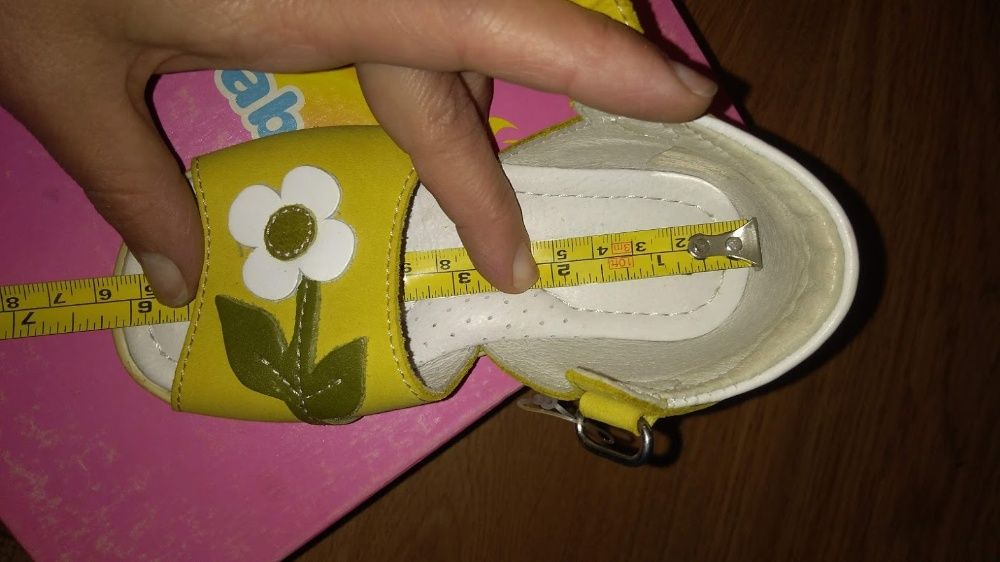 Sandale fete, piele naturala, nr. 21 si 24, Baby AVUS - NOI