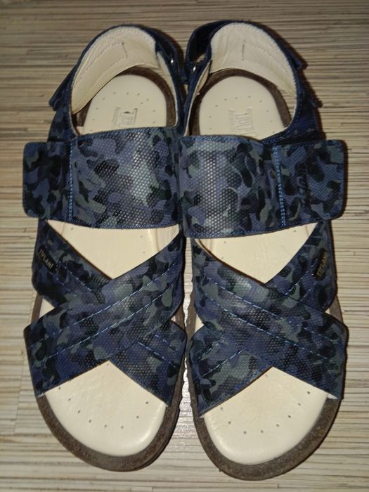 Сандали для мальчика натуральная кожа фирмы TIFLANI