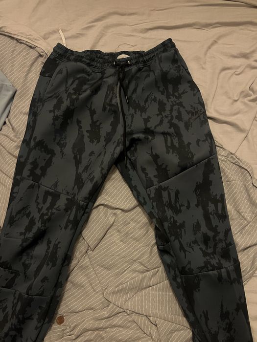 Nike Tech Fleece много як дизайн цял екип