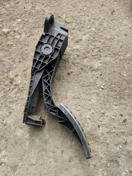 Pedala acceleratie Mercedes ML W164 A1643000104