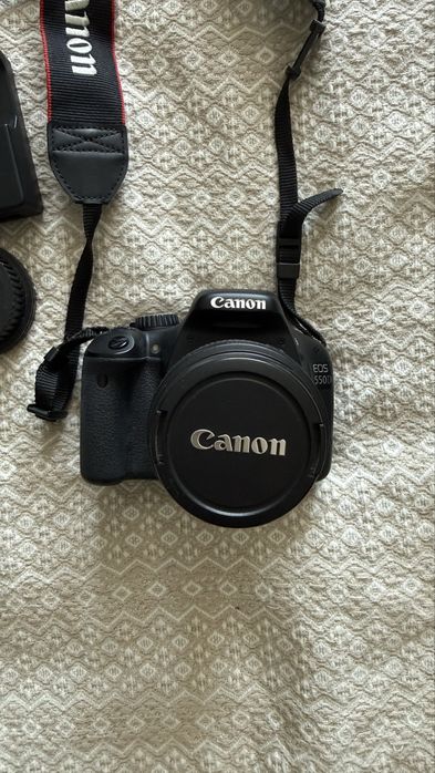 продам Canon 550D