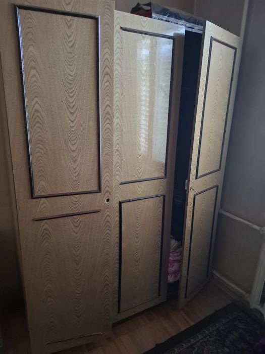 Продаётся.  Шкаф. Для.  Спальный