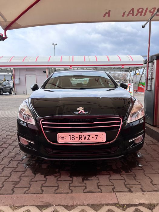 VÂND/SCHIMB Peugeot 508,an 2011,motor 1,6,156CP