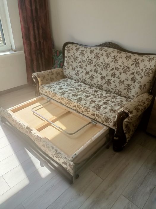 Продам диван в отличном состоянии