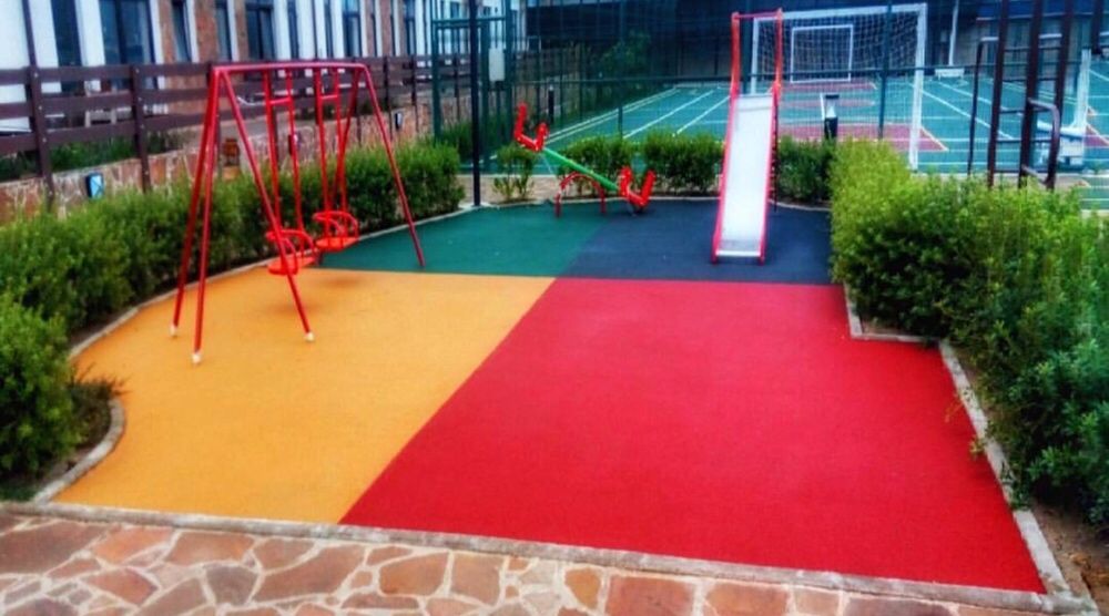 От 4700.Укладка резиновой крошки. Резиновая покрытие.Тартан