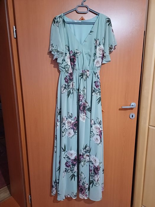 Vand rochie de ocazie