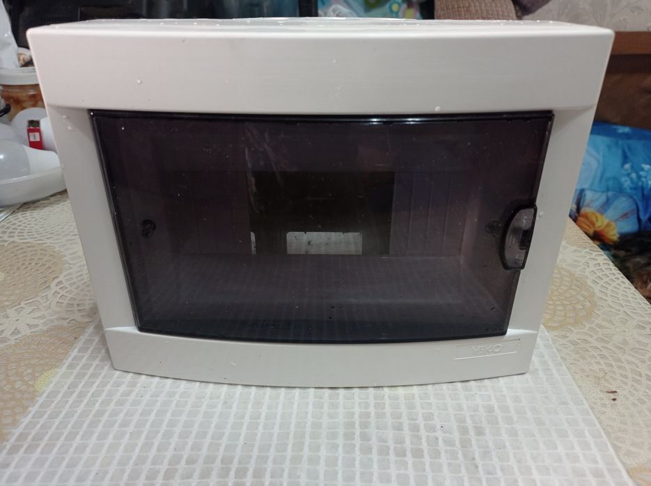 Электрический ящик под автоматы