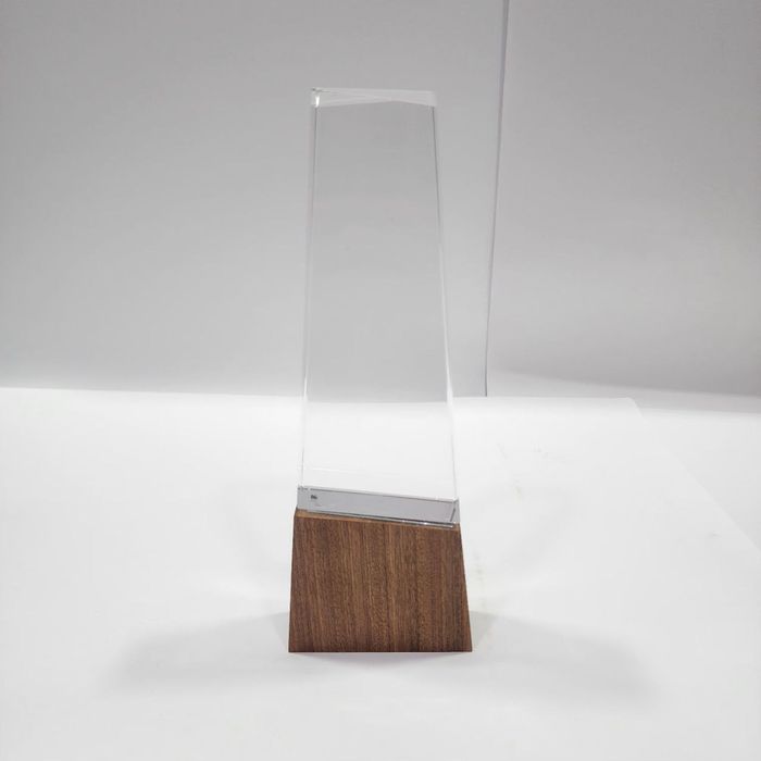 Статуэтка стеклянная