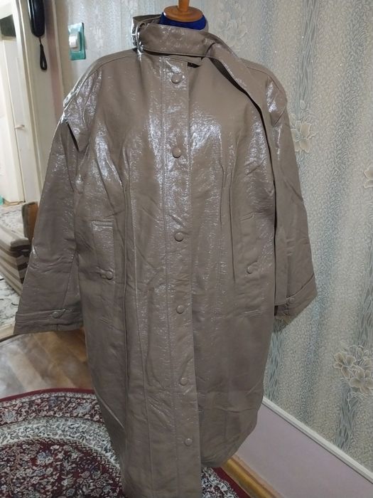 Куртки новые женские