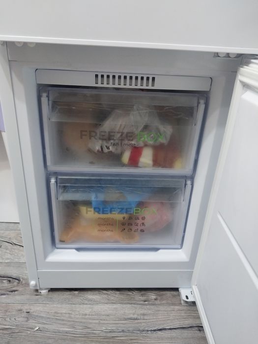 Холодилник Бирюса сост идеальное