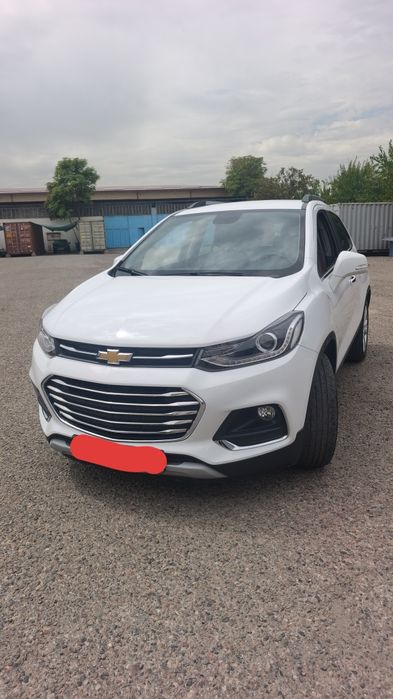 Chevrolet Tracker 1 Premier 
Год: 2019 
Пробег: 49 600 км 
Состояние: