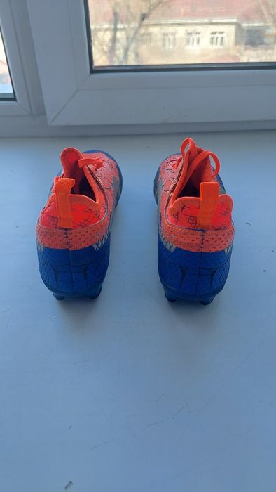 Продается срочно бутсы