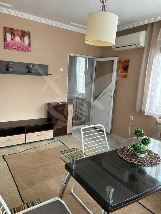 Дава се под наем Етаж от къща в Варна, Цветен квартал - 70 кв.м за 425 € - Снимка #2