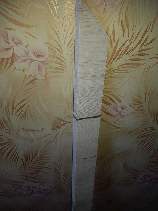 СРОЧНО !!! Продам недорого 2 профиля, бруски