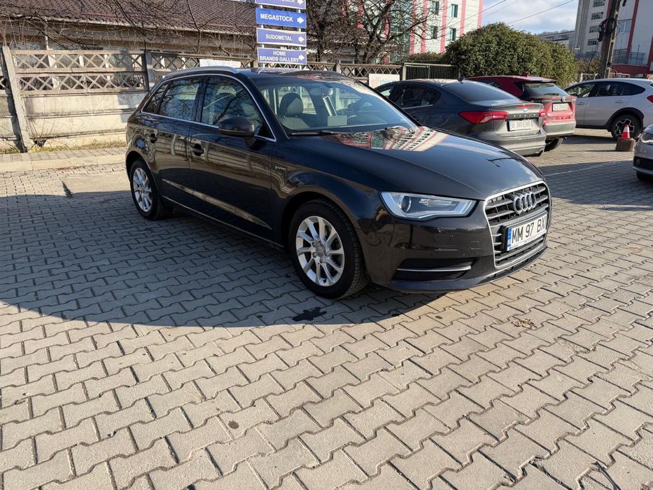 Vând Audi A3 Sportback G-tron