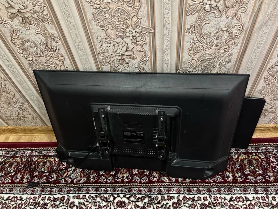 Smart samsung 32 talik televizor sotiladi holati yengi