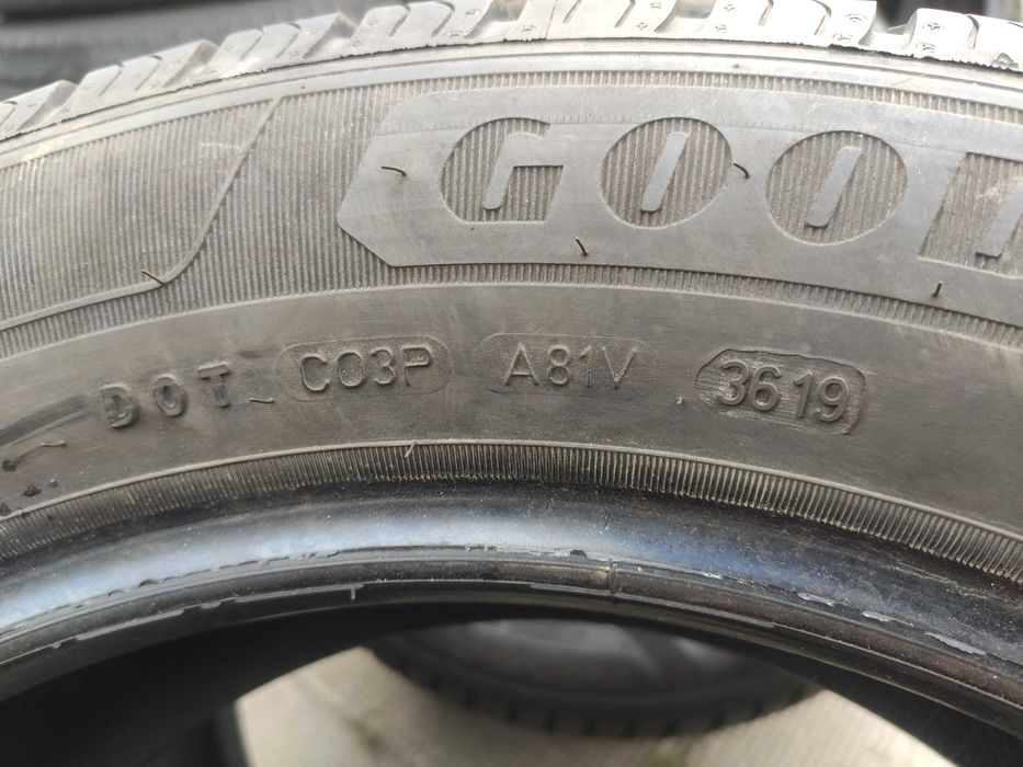 2бр Летни Гуми 215 60 17 С - Goodyear
