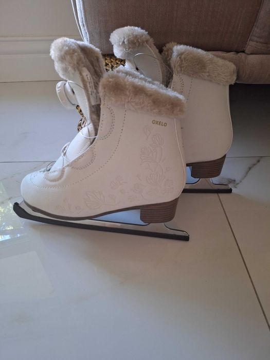 Детски обувки за лед