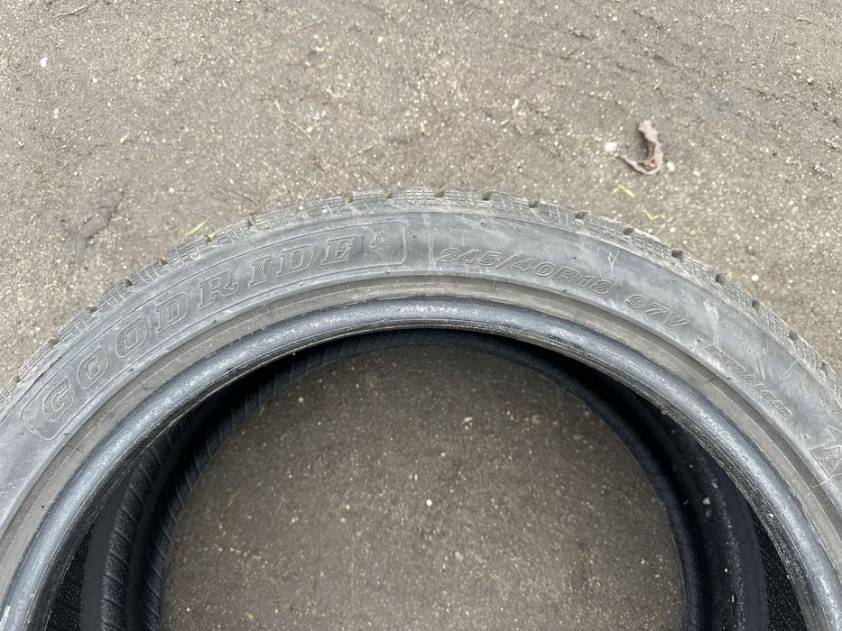 Anvelope Iarna 245/40/R18