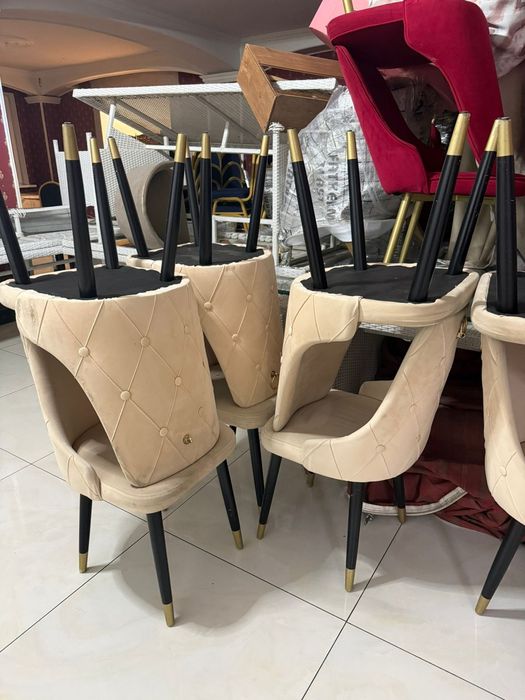 Продам стулья в количестве 18 шт