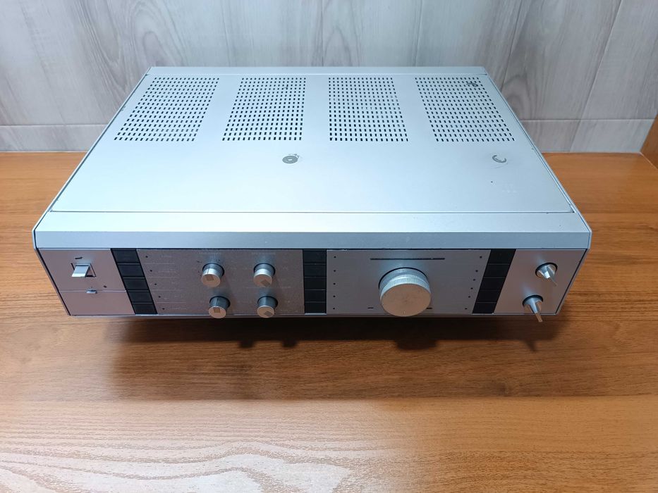 Продам или обмен рабочий усилитель Корвет 50У-068С