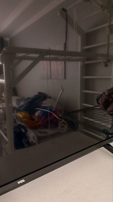 Продам телевизор TCL