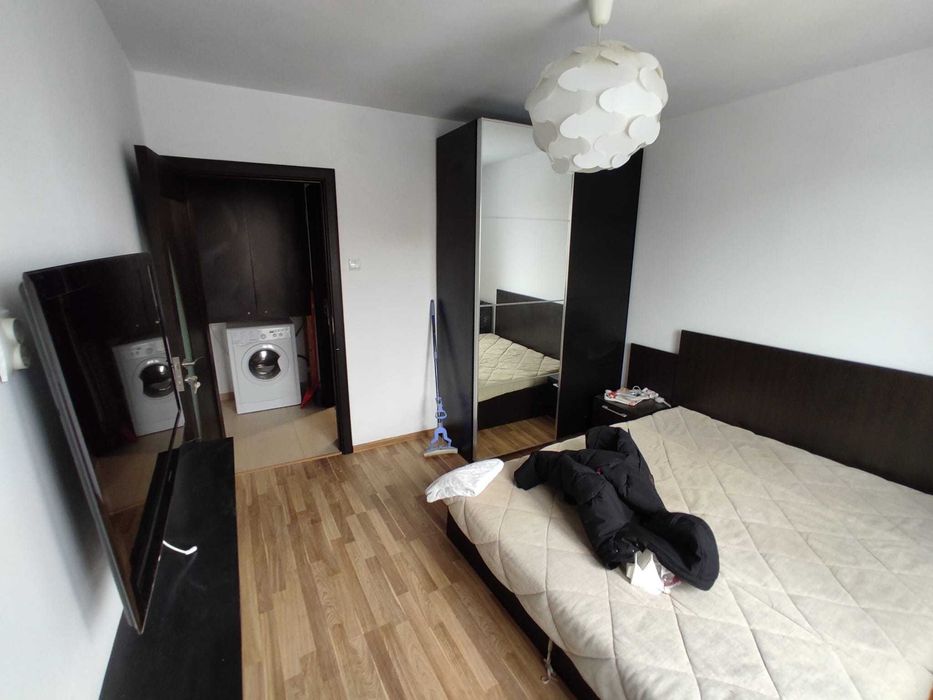 Costin Georgian, 2 camere la 100 m de Metrou