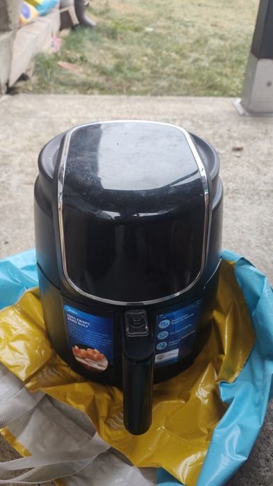 Air fryer in stare perfecta de functionare
