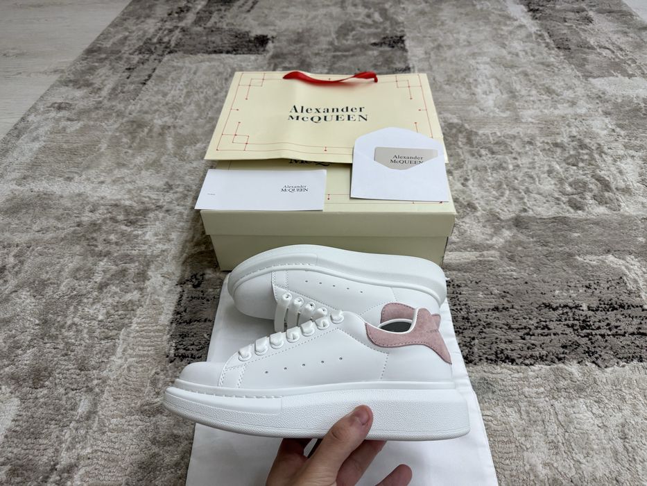 Alexander McQueen Suede Pink