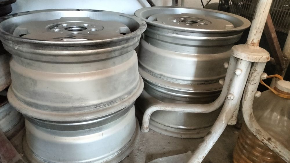 Продаедся шины для внедорожников