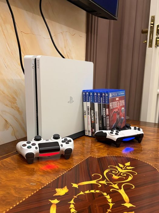 Ps4 slim 1 тб с играми новый!