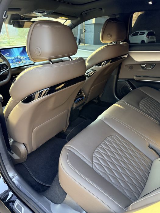 BYD han 605 km 2025 smart